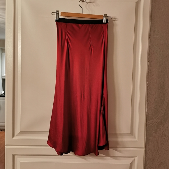 Custom made 100% silk skip skirt - Picture 6 of 6
